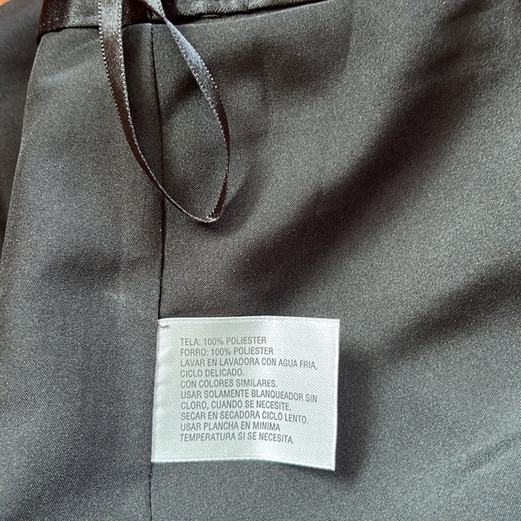 Worthington size 10 petite black satin business or formal skirt - Picture 7 of 8